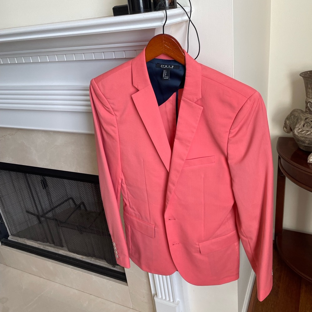 Men’s Blazer, small/medium, salmon colored blazer in PERFECT condition.
